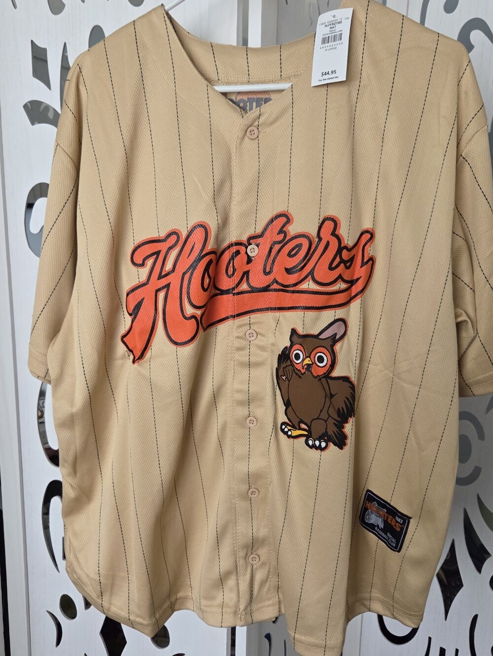 ​NWT Hooters Social Baseball Club Pinstripe Jersey Tan Orange XL "Hootie 83"